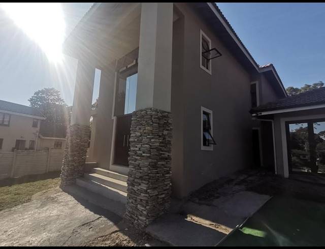 2 BEDROOM PROPERTY TO RENT IN ASHLEY